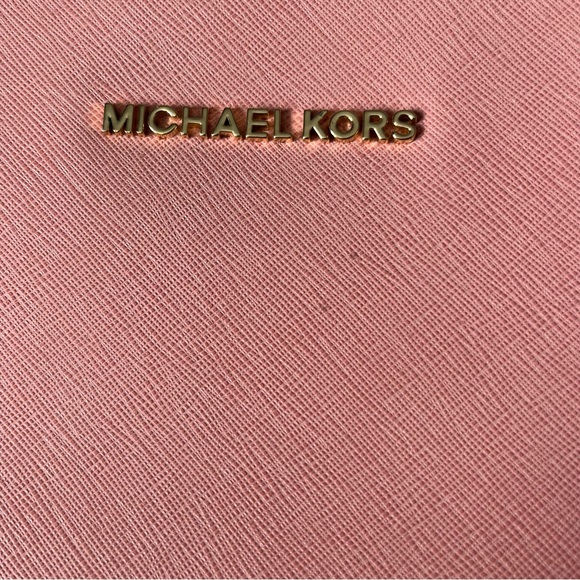 Michael Kors Jet Set crossbody bag - Picture 3 of 12